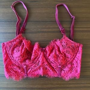 Victoria’s Secret Red bra Size 32 C